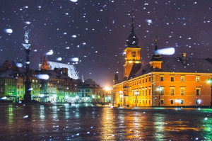 Warszawa Plac Zamkowy w śniegu - plakat premium Wymiar do wyboru: 80x60 cm