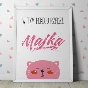 W tym pokoju rządzi - personalizowany plakat z kotkiem , wymiary - 50cm x 70cm, kolor ramki - czarny