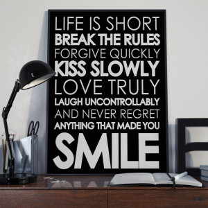 Life is short, smile - plakat typograficzny , wymiary - 18cm x 24cm, ramka - biała