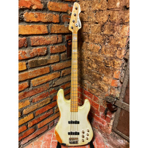 Markbass JP WHITE BATTERED 4 VG ''KOMIS''