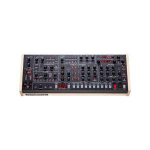 Sequential Trigon-6 Desktop – Analogowy syntezator 3 VCO
