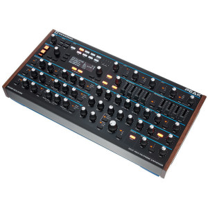 Novation PEAK | Polifoniczny, 8 głosowy Syntezator | Moduł brzmieniowy