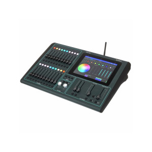 ChamSys QuickQ 10 – kompaktowy sterownik oświetlenia DMX z dotykowym ekranem