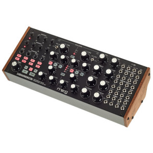 MOOG Subharmonicon syntezator analogowy