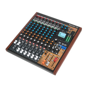 Tascam Model 12- mikser audio z wbudowanym rejestratorem
