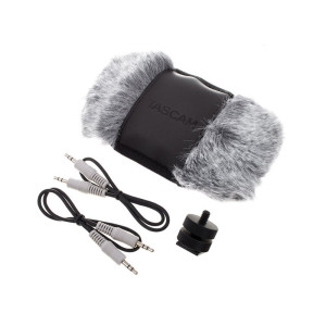 Tascam AK-DR70C Zestaw akcesorów do rejestratora