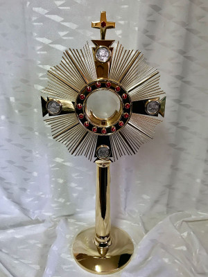 Monstrancja z medalionami 4-ech Ewangelistów (wysokość - 63 cm)