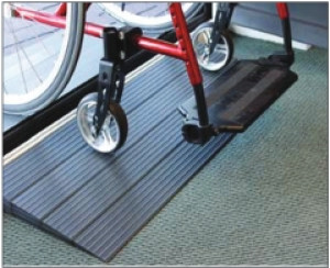 AllMobility Rampetta Componibile in Gomma Antiscivolo 33mm - 250kg