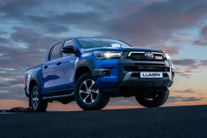 Lumen Toyota Hilux Ekstralys Grillkit Led