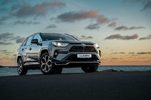 Lumen Toyota Rav4 Ekstralys Grillkit Led