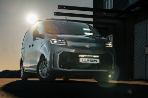 Lumen Toyota Proace Ekstralys Grillkit Led