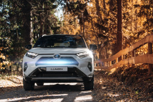 Lumen Toyota Rav4 Ekstralys Grillkit Led