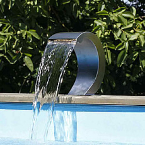 Piscine Italia Cascata OASI LED SMALL in acciaio per piscina fuori terra o interrata