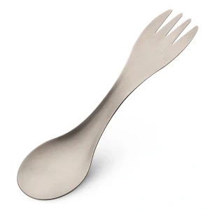 Spork din titan 2 în 1 TitaniumDUEL - un accesoriu indispensabil pentru turism, ultraleg