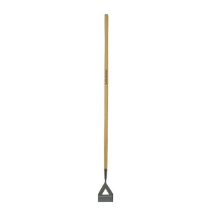 True Temper Dutch Hoe Basic Long Handle, 5in Carbon Steel Head, Solid Hardwood Handle