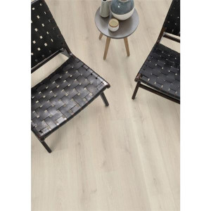 Canadia Flooring Elton Oak White 8Mm Aqua