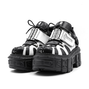 NONE 2026 frau Turnschuhe Neue Punk Stil Frauen Schuhe Gothic Ankle Rock Stiefel Lace-up Ferse Höhe Plattform Schuhe Frau metall Dekor