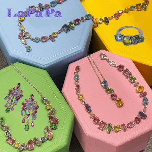 NONE Original farbiger Candy-Kristall 2026, hochwertiges Schmuckset, Luxusmarke, Halskette, Ohrringe, Armband, Ring für Frauen, Hochzeitsgeschenke