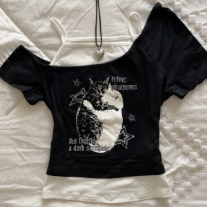 NONE Asthetische Goth Fledermaus Brief Y2K Stil zweitelige T-Shirt Kurzarm Weste Harajuku Streetwear Hosenträger Frauen Kleidung Shirt