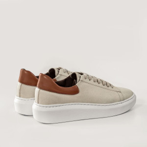 Jabłkowo-kukurydziane sneakersy EMMA – karmel