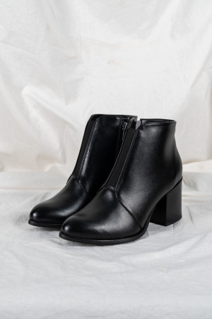 HANA plant based ankle boots: black
