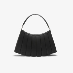 Duża czarna skórzana torba na ramię unisex Lacoste Lenglen z kolekcji SS25 Runway