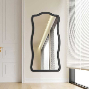 Miroir irrégulier dans un cadre en mdf - BLOBS TUTTI