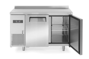 Stół chłodniczy 2-drzwiowy z agregatem bocznym Arktic Kitchen Line 166L 230V/300W 1200x600x(H)886mm