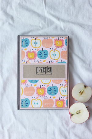 Kolorowe jabłka. notes na przepisy