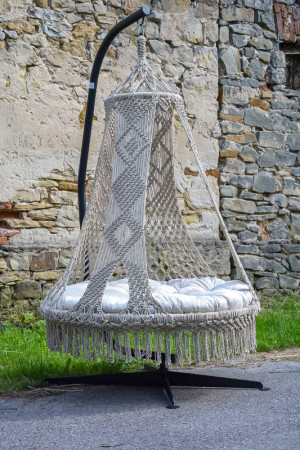 Makramowa huśtawka, bujane siedzisko boho