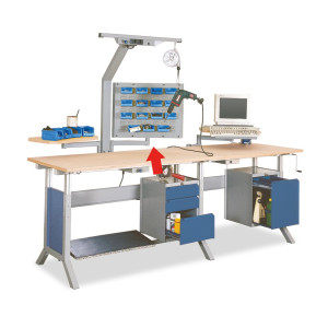 Ramię obrotowe z połączeniem ścian perforowanych oraz szczelinowych do stołu roboczego Bedrunka+Hirth, szer. x gł. 600 x 40 mm