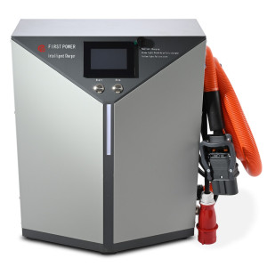 Ładowarka zewnętrzna D400, 80 V, 100 A, CEE czerwona 32A, 4-pinowa – 3P+E do elektrycznego wózka widłowego AntOn by Jungheinrich CBH 2.0