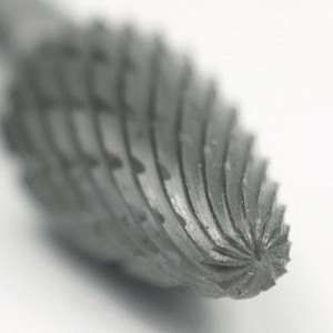 Frez do metalu ostrołukowy zaokrąglony 8x18x63x6