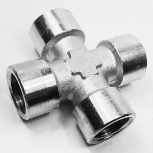 Czwórnik gwint wewnętrzny 4x 1/2"