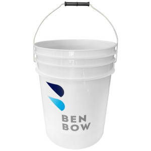 Białe wiadro detalingowe 20L + czarny separator