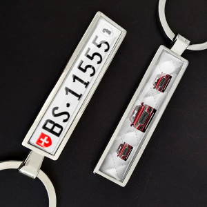 Schlüsselanhänger Chrome mit deinem Automodell und Kennzeichen! Personalisierter Schlüsselanhänger Auto Mini Kennzeichen - auto4style