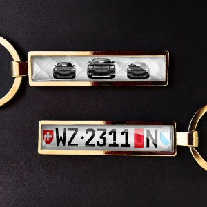 Dein Kennzeichen-Schlüsselanhänger Gold personalisiert mit Deinem Nummernschild. Autoschlüssel-Anhänger Personalisierter Schlüsselanhänger Auto Mini Kennzeichen