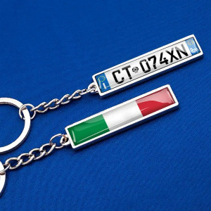 Portachiavi auto personalizzati con targa - Regalo auto unico e originale, portachiavi bandiera italiana!