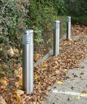 Stainless Steel Illuminated bollard | 19W IP65 Corn Lamp E27 | Housed in Aluminium Diffuser | Opaque Lens | H1000mm | Dia 154mm | Autopa