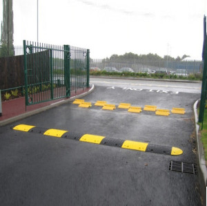 Flow Plate | Combo HGV Surface Flow Plate with Speed Bump Kits | Choice of Pack Sizing | 2 Year Warranty on the Flow plate only