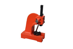 Varan Motors - NEARP-01 Presse à crémaillère d'établi 1 tonne