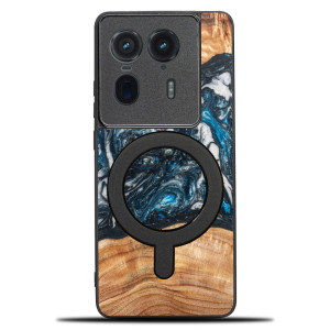 Etui Bewood Unique do Motorola Edge 50 Ultra - Planets - Ziemia z MagSafe