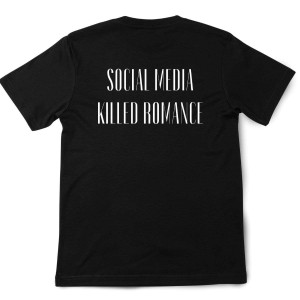 Koszulka Oversize z tekstem - Social media killed romance XXL Czarny