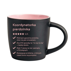 Śmieszny kubek grawerowany latte - koordynatorka Różowy