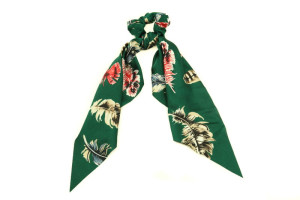GUMKA DO WŁOSÓW SCRUNCHIE Z APASZKĄ PIÓRA BOHO ZIELONA