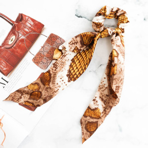 GUMKA SCRUNCHIE DO WŁOSÓW Z APASZKĄ KOLOR ŻÓŁTY BRĄZOWY