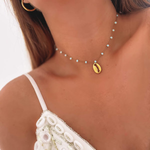 NASZYJNIK CHOKER BŁĘKITNE KORALIKI Z MUSZELKĄ ZE STALI CHIRURGICZNEJ