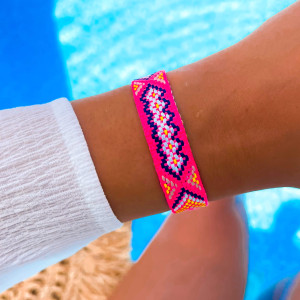 BRANSOLETKA BOHO PLECIONA NEONOWA