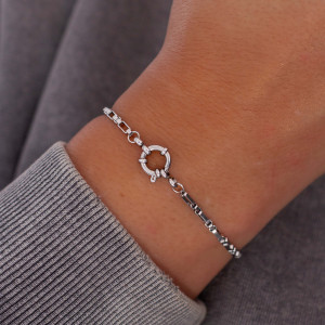 BRANSOLETKA BAZOWA DO ZAWIESZEK Z OZDOBNYM ZAPIĘCIEM SPRING RING SREBRNA