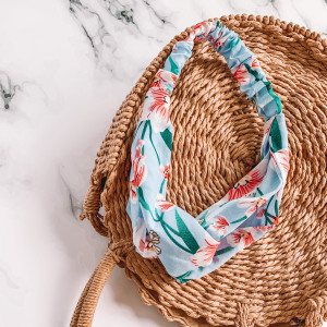 OPASKA DO WŁOSÓW WĘZEŁ TURBAN BŁĘKITNA KWIATY TROPIC
